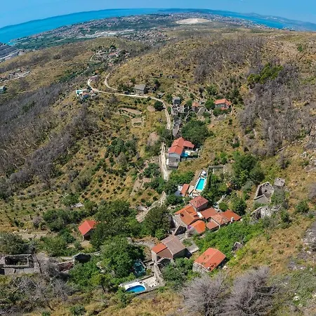 Villa Tetida *